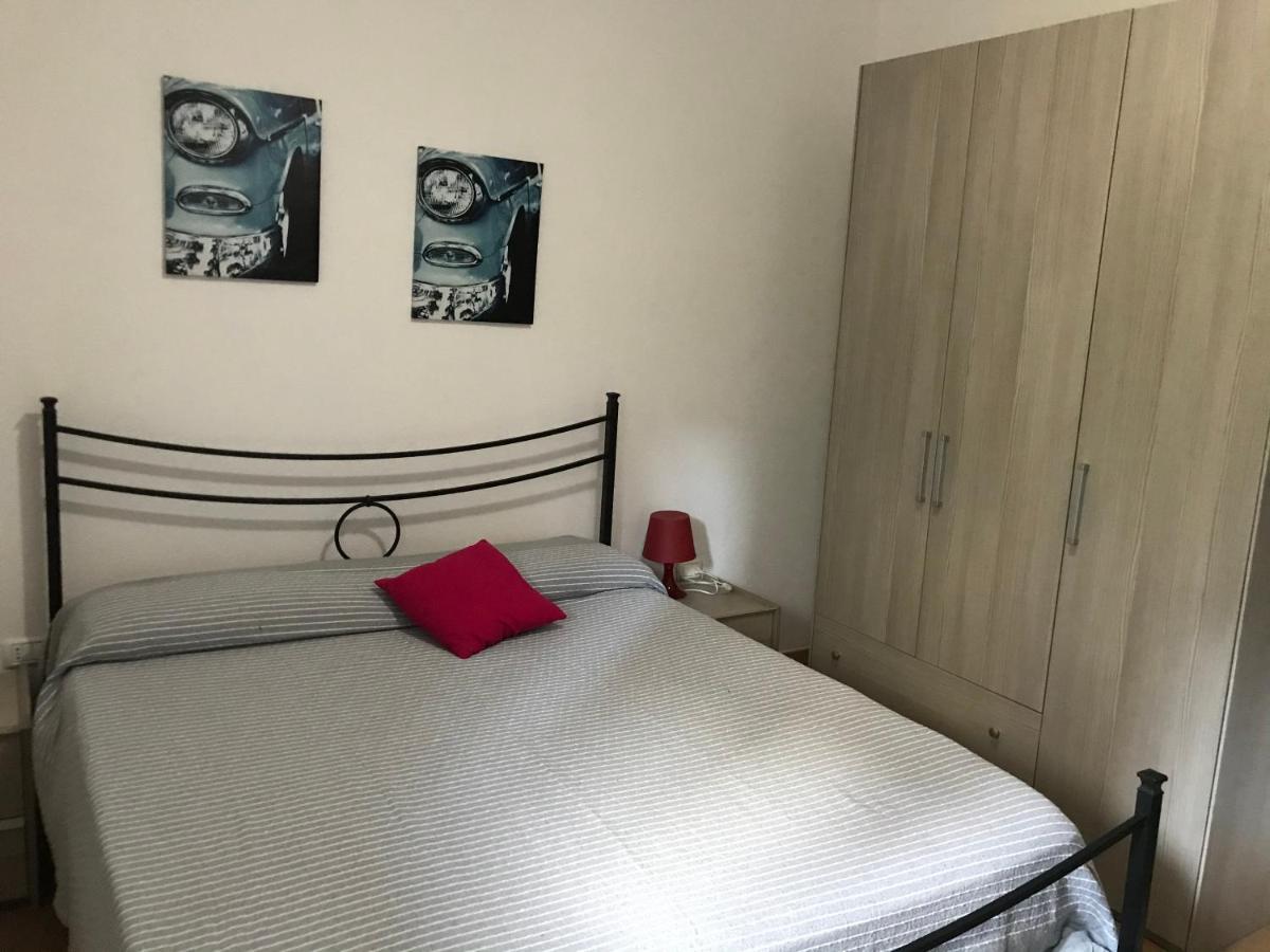 Appartamento Blue House Badesi Esterno foto